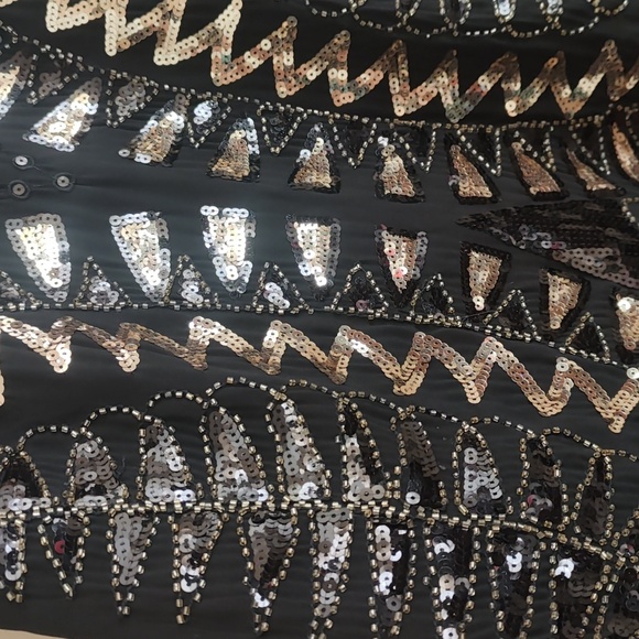 Verty black and gold sequin cocktail dress - Picture 5 of 9